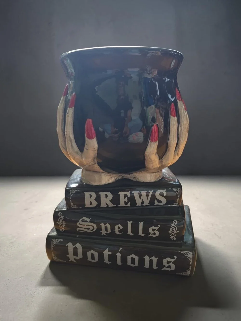 Black 'Brews Spells Potions'  Halloween Decor